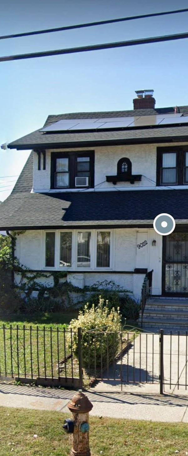 Casa com 4 Quartos à Venda em Queens Village - Nova Iorque - EUA