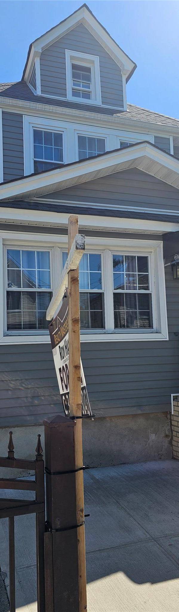Casa com 4 Quartos à Venda em Richmond Hill - Nova Iorque - EUA
