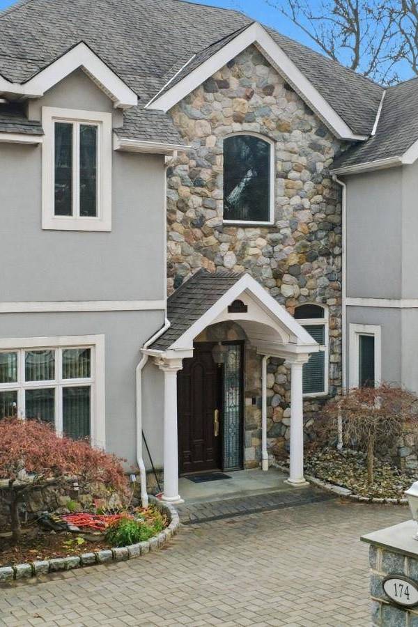 Maison avec 4 chambres à vendre à Staten Island - New York - EUA