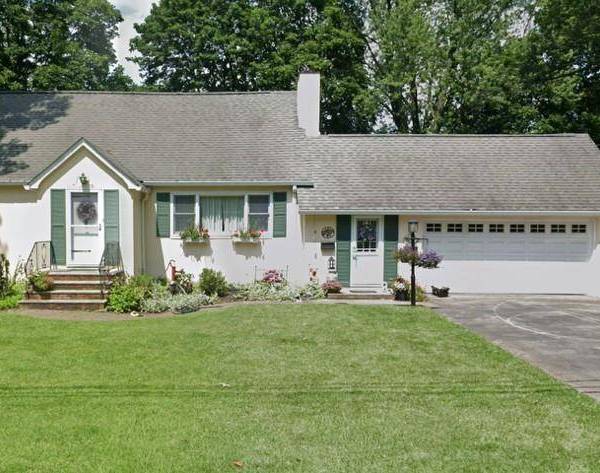 Casa con 4 Dormitorios en Venta en Suffern - Nueva York - EE. UU.