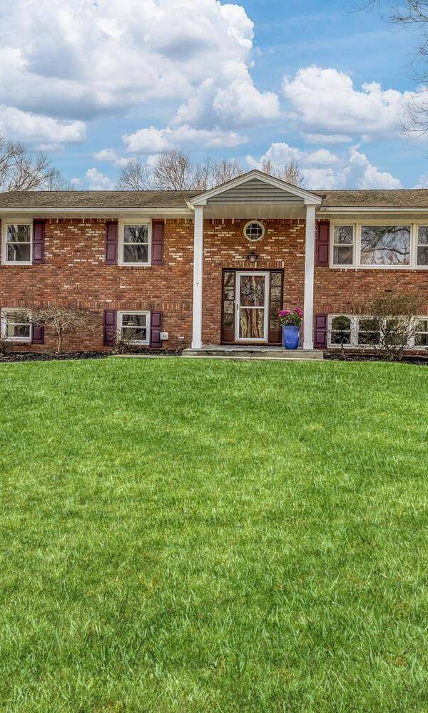 Casa con 4 Dormitorios en Venta en Suffern - Nueva York - EE. UU.