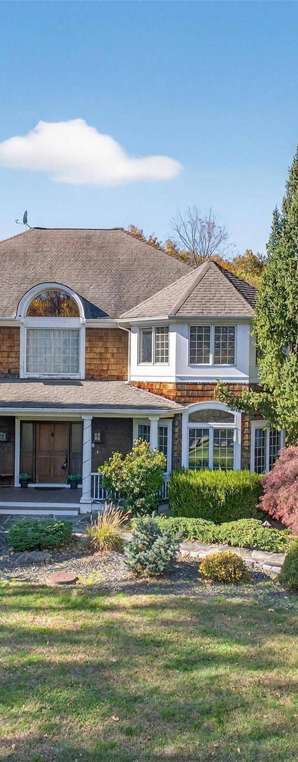 Casa con 4 Dormitorios en Venta en Suffern - Nueva York - EE. UU.