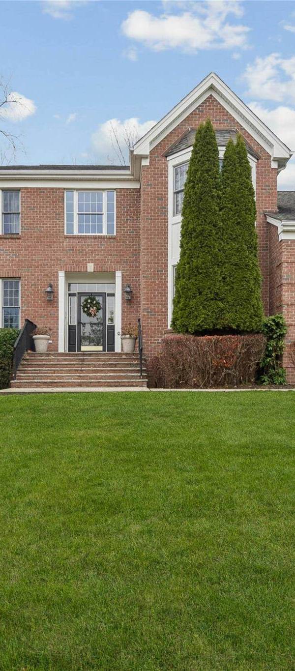 Casa com 4 Quartos à Venda em Tuxedo Park - Nova Iorque - EUA