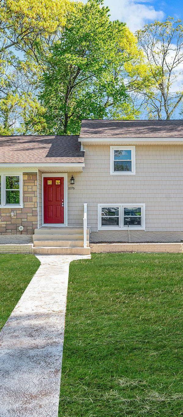 4 Bedroom Home for Sale in Uniondale, New York, USA