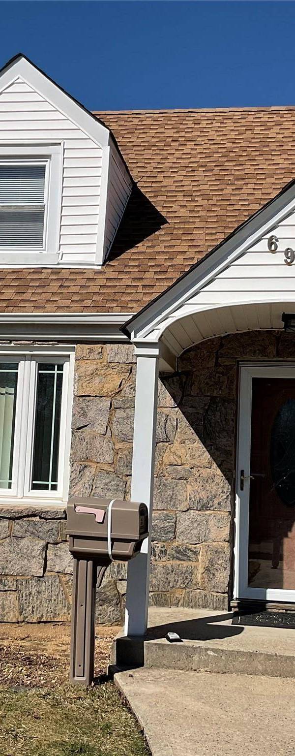 4 Bedroom Home for Sale in Uniondale - New York - USA