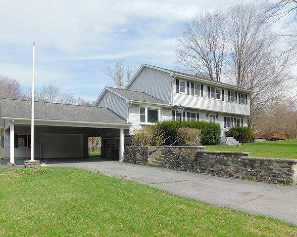 Casa de 4 Dormitorios en Venta en Wallkill - Nueva York - EE. UU.