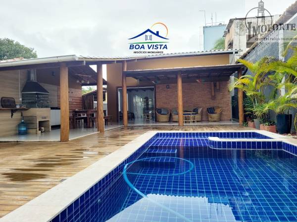 Casa com 4 Suítes à Venda em Itacimirim – Camaçari – BA