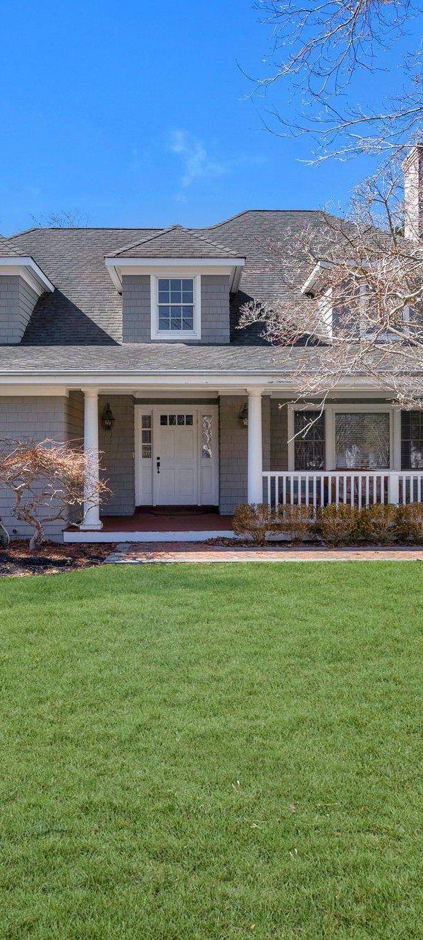 Casa com 5 Quartos à Beira-Mar à Venda em East Quogue - Nova Iorque - EUA