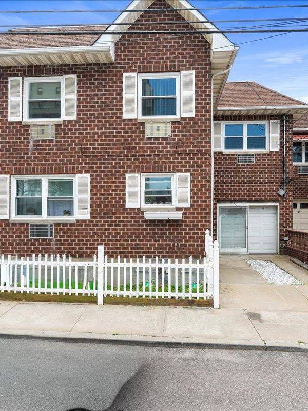 Maison 5 chambres à vendre à Arverne - New York - USA