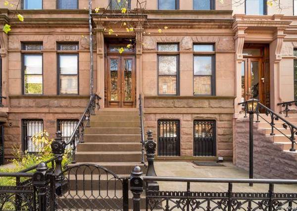 Casa de 5 Dormitorios en Venta en Brooklyn - Nueva York - EE. UU.