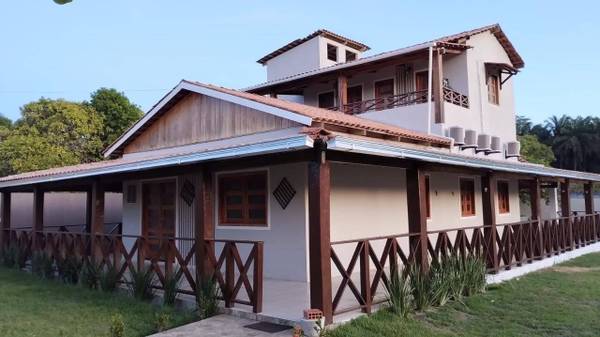 Casa com 5 Quartos à Venda em Cairu - Bahia - Brasil