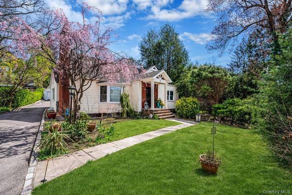 Casa com 5 Quartos à Venda em Glen Head - Nova Iorque - EUA
