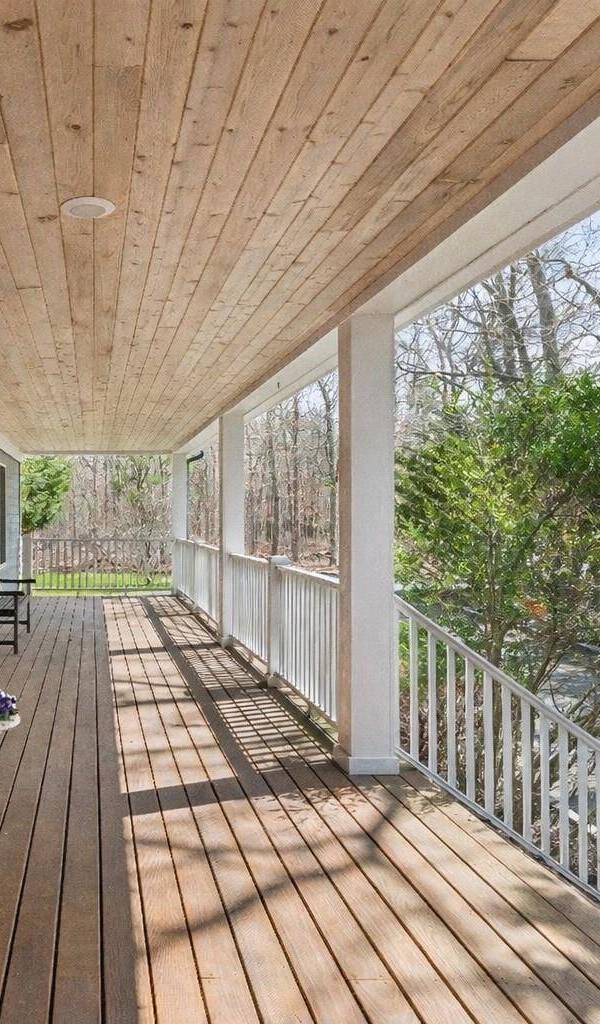 Casa de 5 Dormitorios en Venta en Hampton Bays - Nueva York - EE. UU.