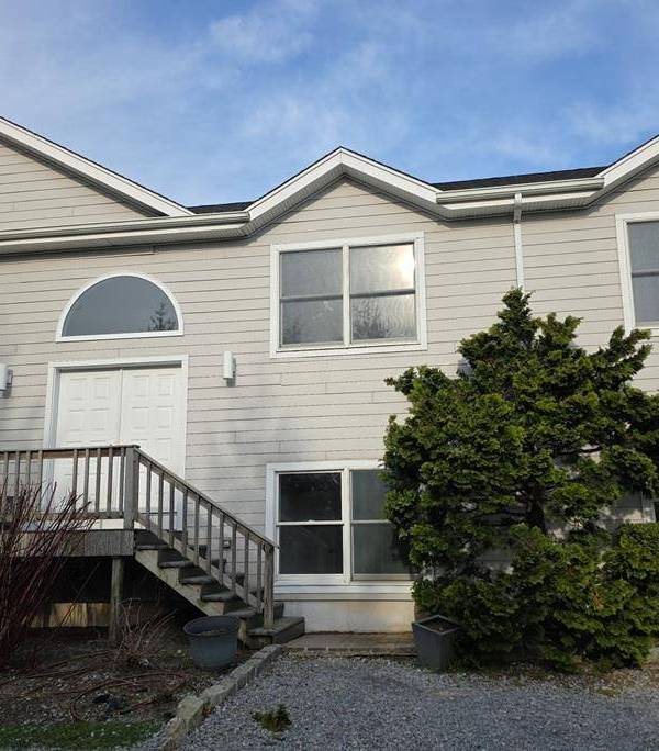 Casa de 5 Dormitorios en Venta en Hampton Bays - Nueva York - EE. UU.