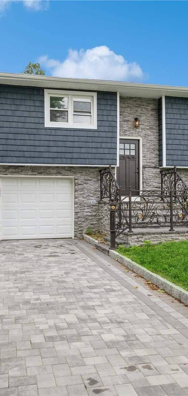 Casa de 5 Dormitorios en Venta en Huntington - Nueva York - EE. UU.