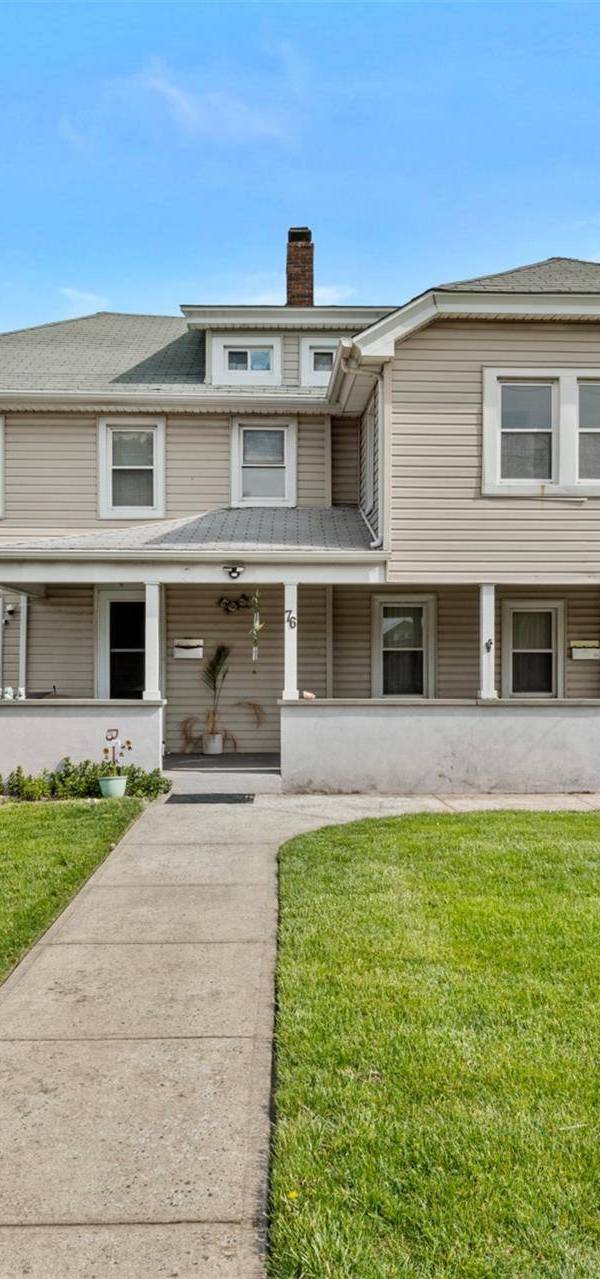 Casa de 5 Dormitorios en Venta en Inwood - Nueva York - EE. UU.