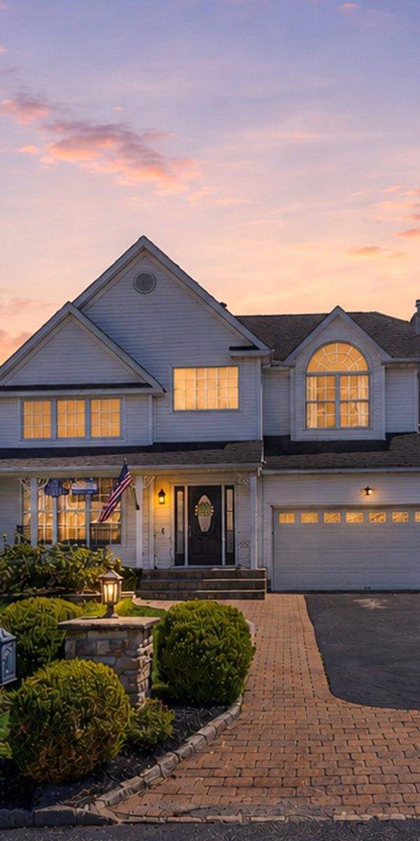 Casa com 5 Quartos à Venda em Manorville - Nova Iorque - EUA