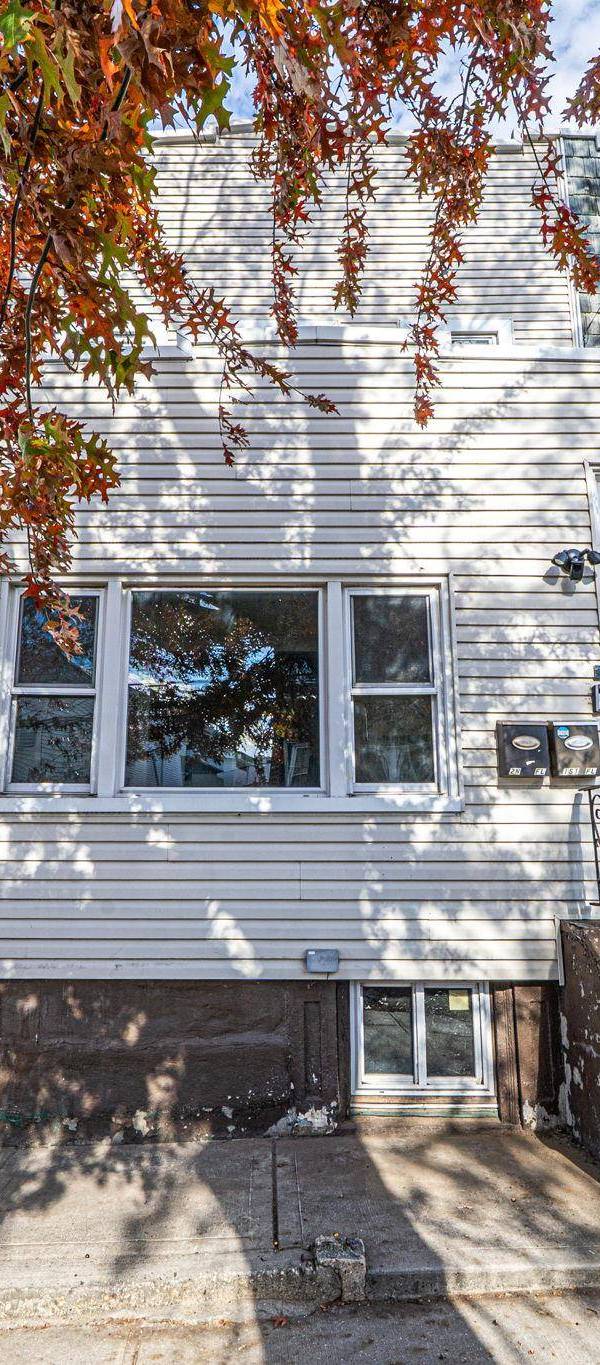 Maison 5 chambres à vendre à Maspeth - New York - USA