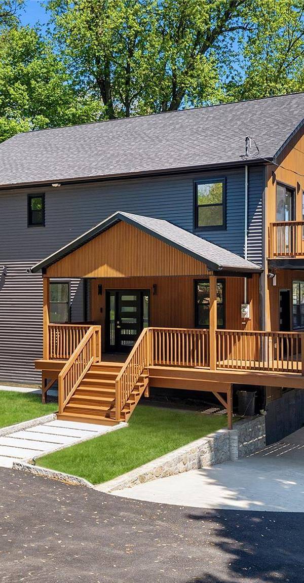 Casa de 5 Dormitorios en Venta en Monroe - Nueva York - EE. UU.