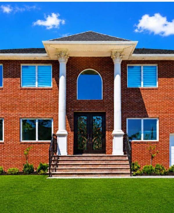 5 Bedroom Home for Sale in New Hyde Park - New York - USA