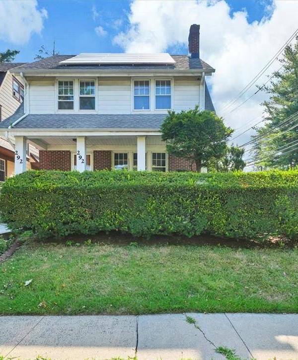 Casa com 5 Quartos à Venda em New Rochelle - Nova Iorque - EUA