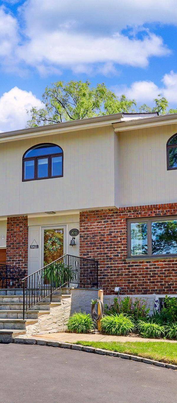 Casa com 5 Quartos à Venda em New Rochelle - Nova Iorque - EUA