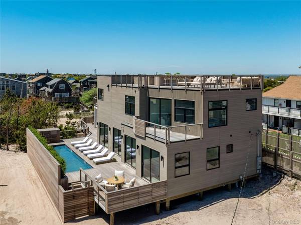 Casa com 5 Quartos à Venda em Ocean Bay Park - Nova Iorque - EUA