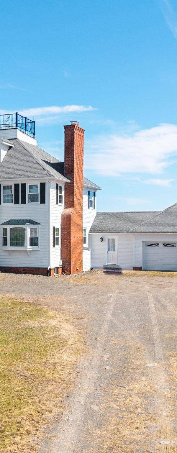 5 Bedroom Home for Sale in Other - New York - USA