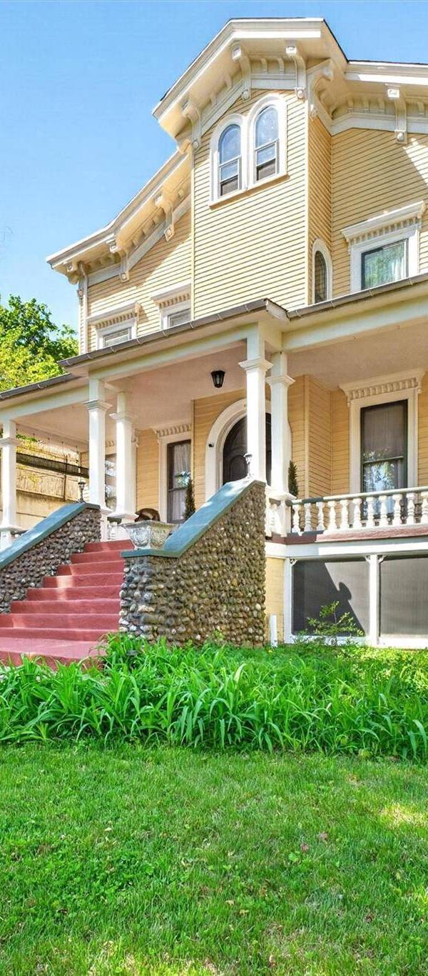 Casa com 5 Quartos à Venda em Peekskill - Nova Iorque - EUA
