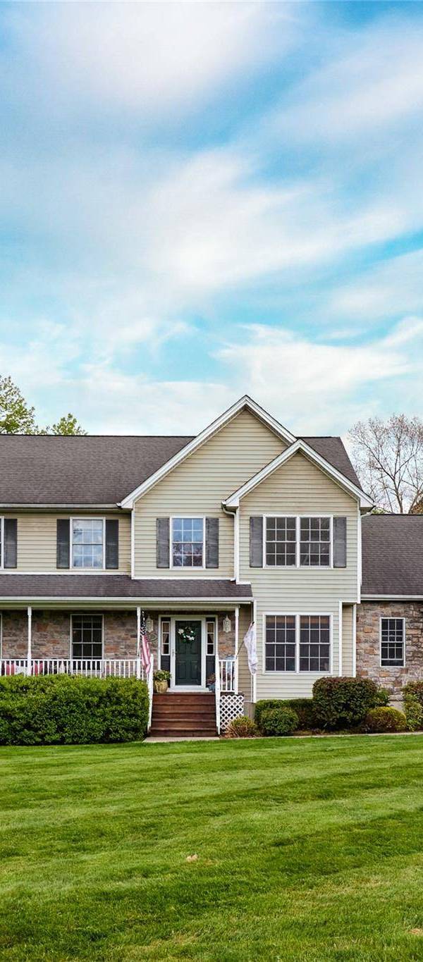 5 Bedroom Home for Sale in Poughkeepsie - New York - USA
