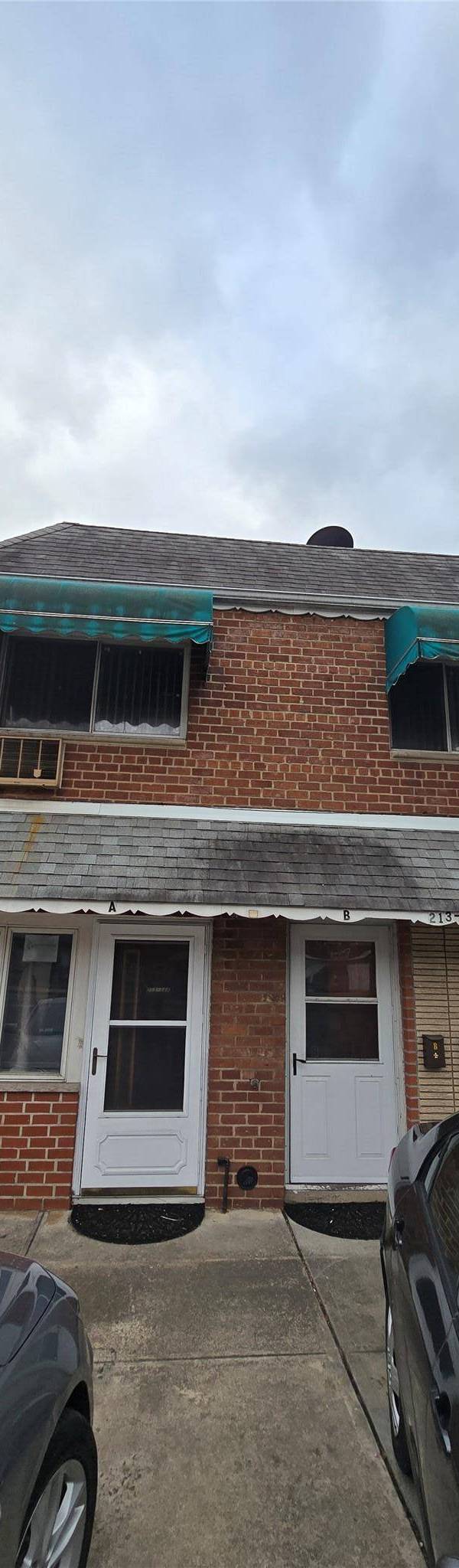 Casa com 5 Quartos à Venda em Queens Village - Nova Iorque - EUA