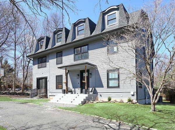 Casa con 5 Dormitorios en Venta en Suffern - Nueva York - EE. UU.