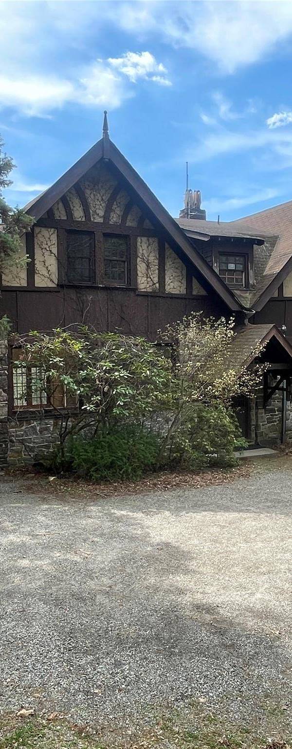 Casa com 5 Quartos à Venda em Tuxedo Park - Nova Iorque - EUA