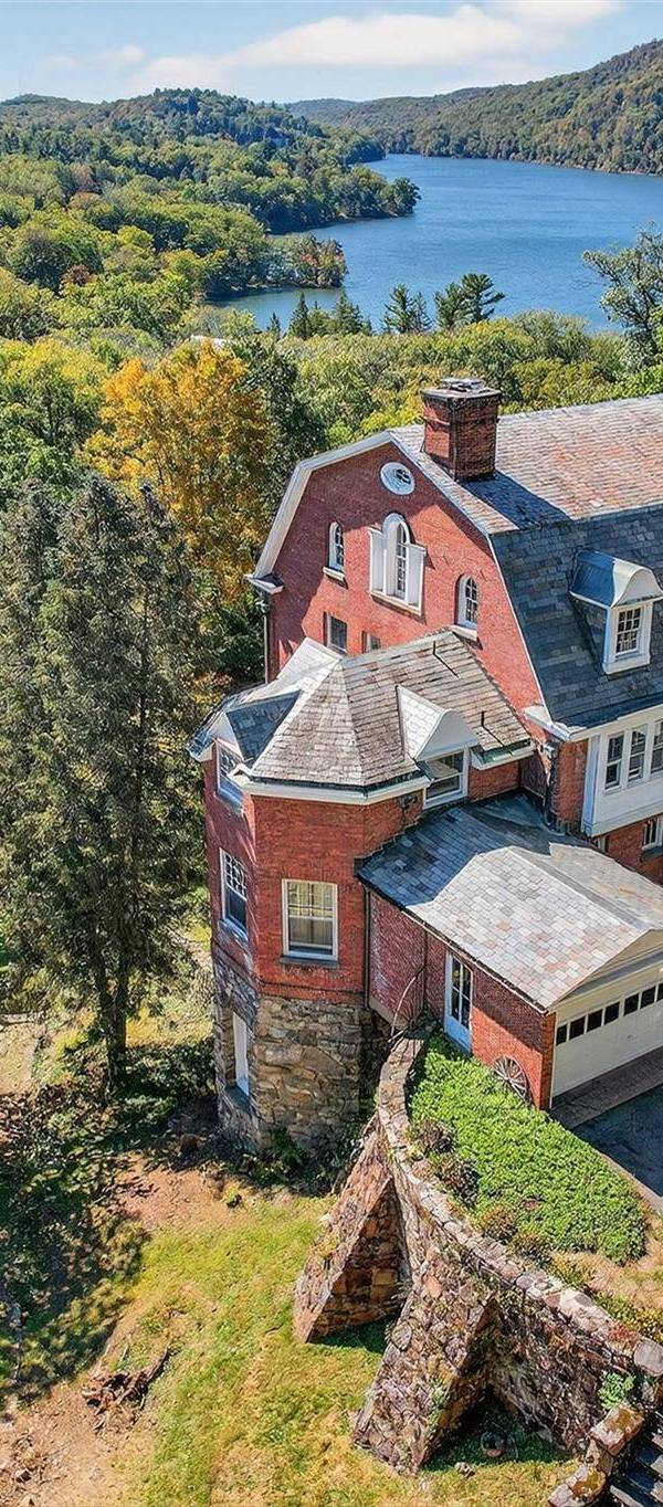 Casa com 5 Quartos à Venda em Tuxedo Park - Nova Iorque - EUA