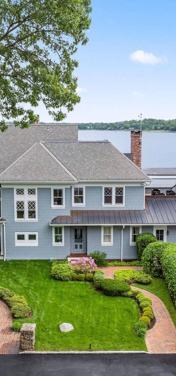 Casa de 6 Dormitorios Frente al Mar en Venta en Mill Neck - Nueva York - EE. UU.