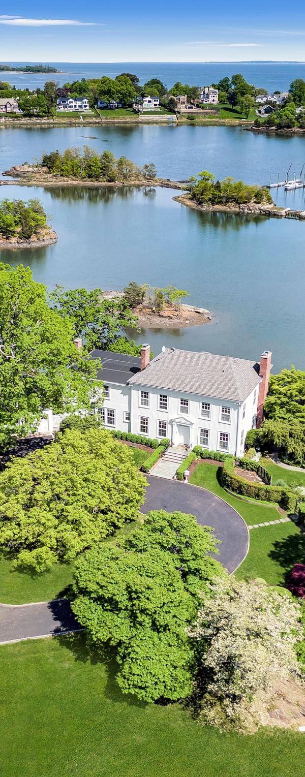Casa com 6 Quartos à Beira-Mar à Venda em RYE - NY - EUA