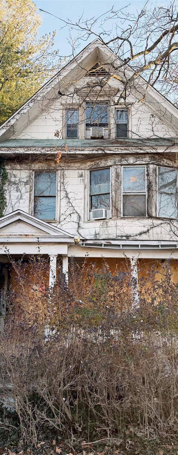 Casa com 6 Quartos à Venda em Bronxville - Nova Iorque - EUA
