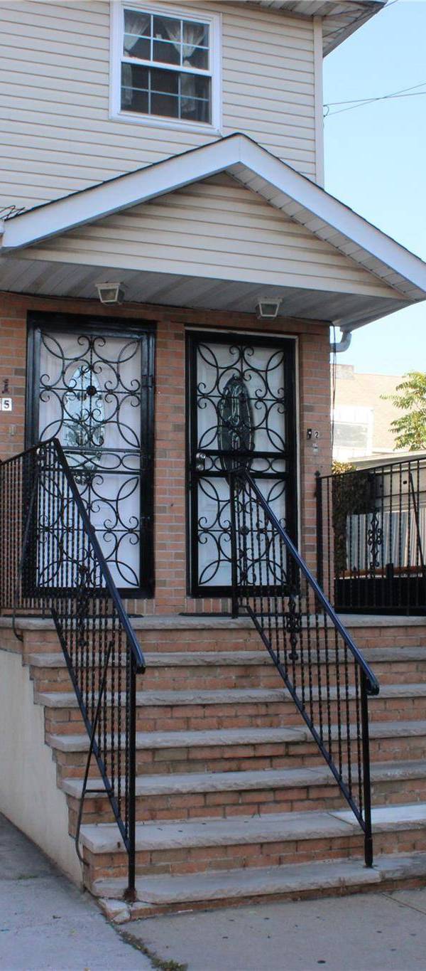 Casa de 6 Dormitorios en Venta en Brooklyn - Nueva York - EE. UU.