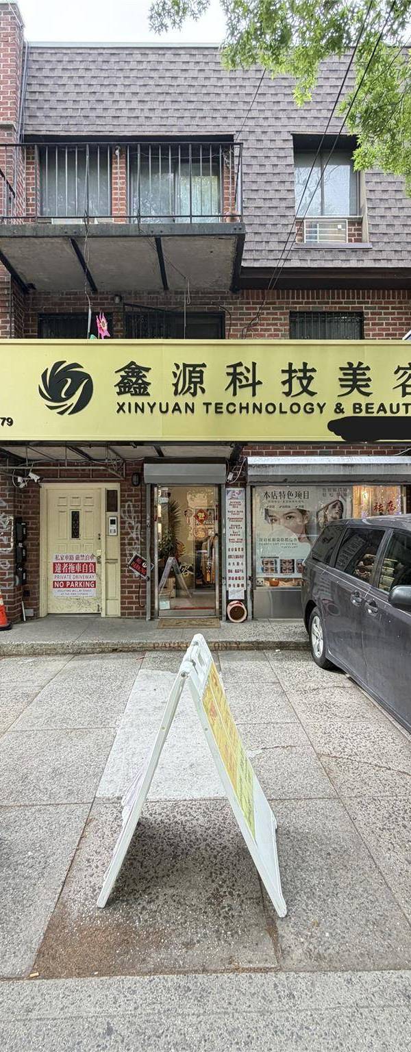 Casa com 6 Quartos à Venda em Flushing - Nova Iorque - EUA