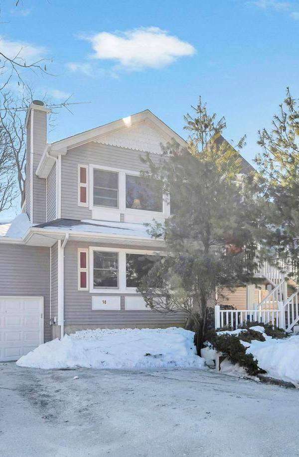 Casa de 6 Dormitorios en Venta en Huntington - Nueva York - EE. UU.