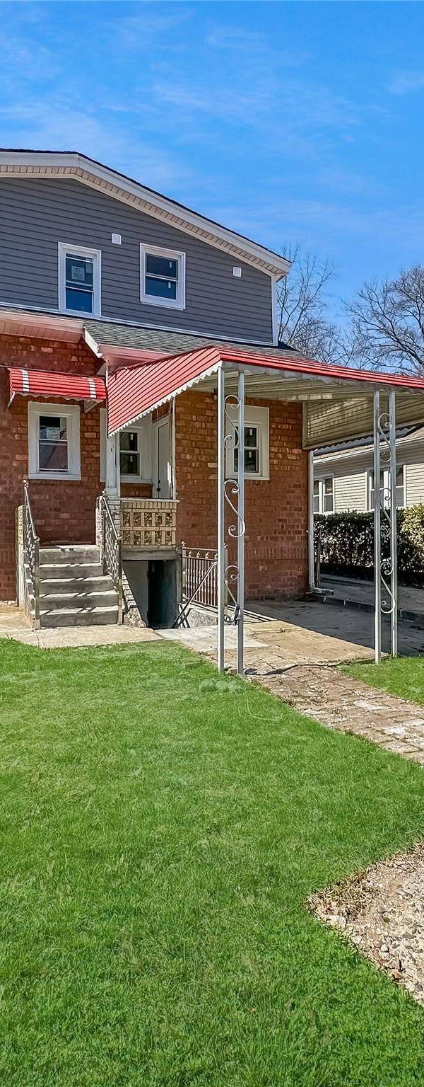Casa com 6 Quartos à Venda em Jamaica - Nova Iorque - EUA