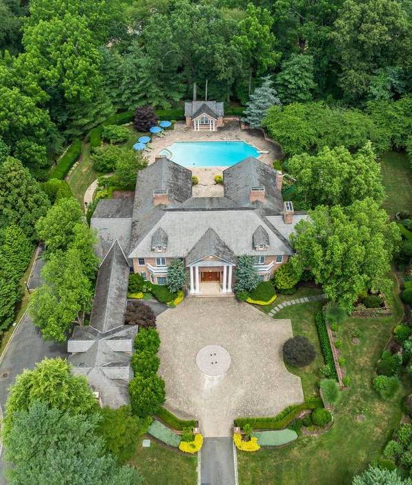 Casa com 6 Quartos à Venda em Matinecock - NY - EUA