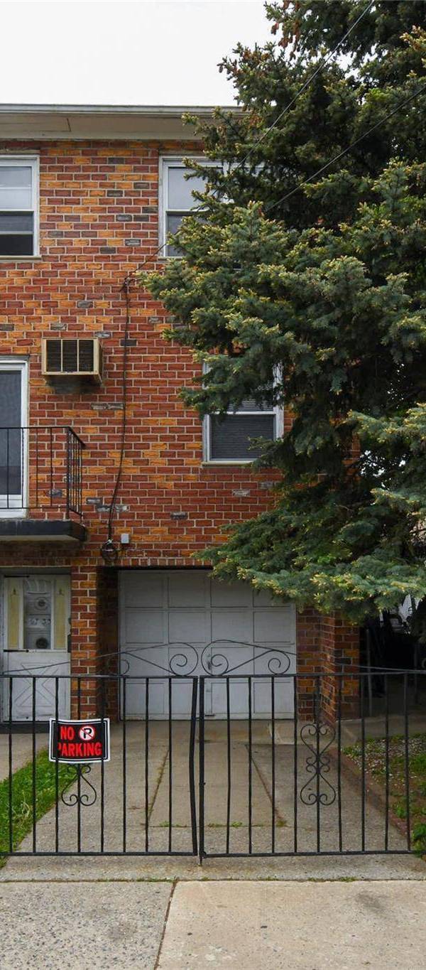 Maison 6 chambres à vendre à Ozone Park - New York - USA