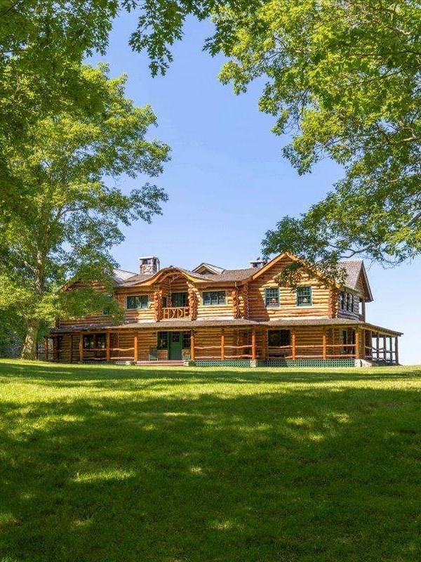 Casa de 6 Dormitorios en Venta en Pine Plains - Nueva York - EE. UU.