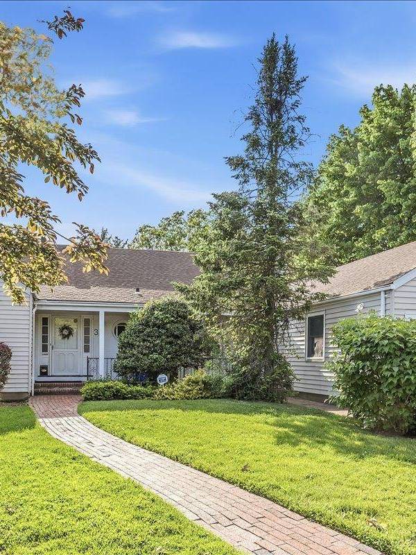 Casa com 6 Quartos à Venda em Rockville Centre - Nova Iorque - EUA