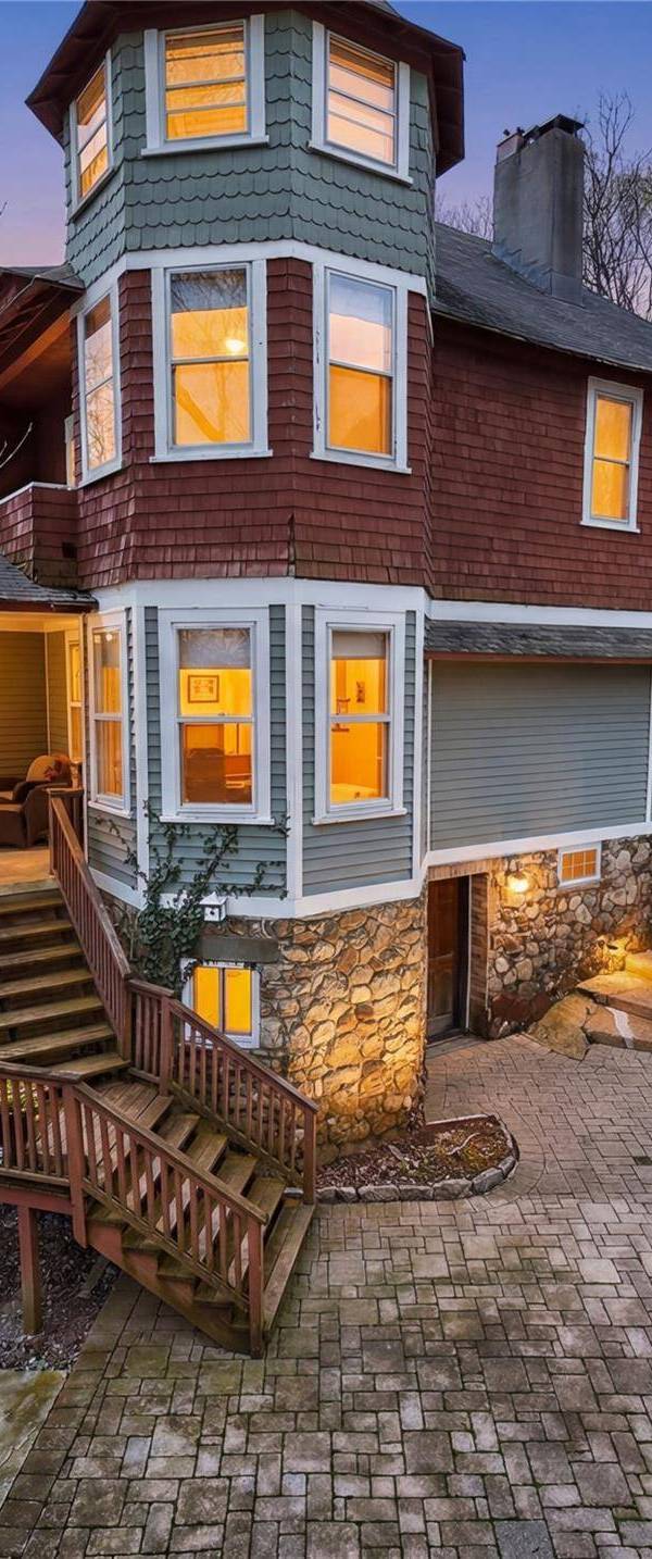 Casa con 6 Dormitorios en Venta en Suffern - Nueva York - EE. UU.