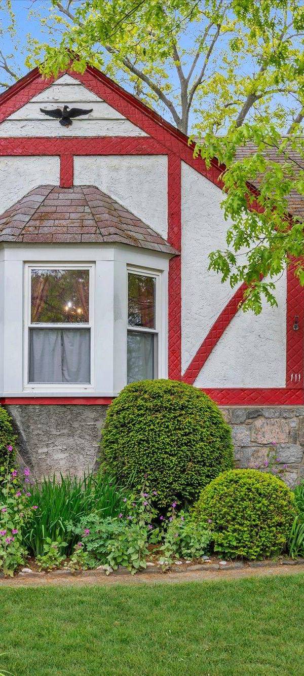 Casa de 6 Dormitorios en Venta en Valley Stream - Nueva York - EE. UU.