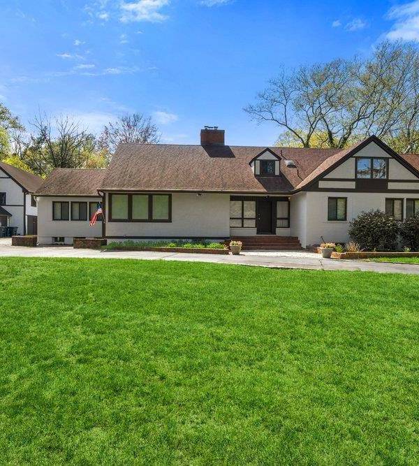 Maison 7 Chambres au Bord de l'Eau à Vendre à Locust Valley - New York - USA