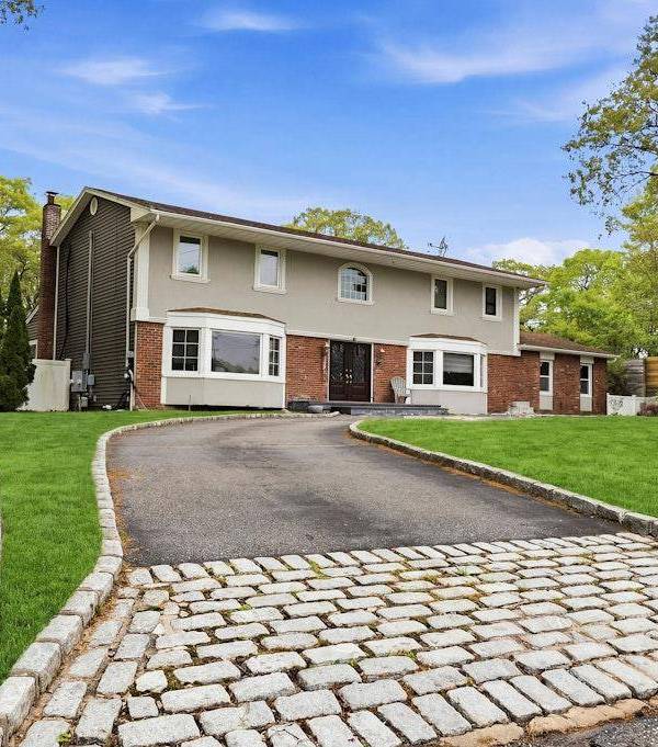 Casa de 7 Dormitorios en Venta en Dix Hills - Nueva York - EE. UU.