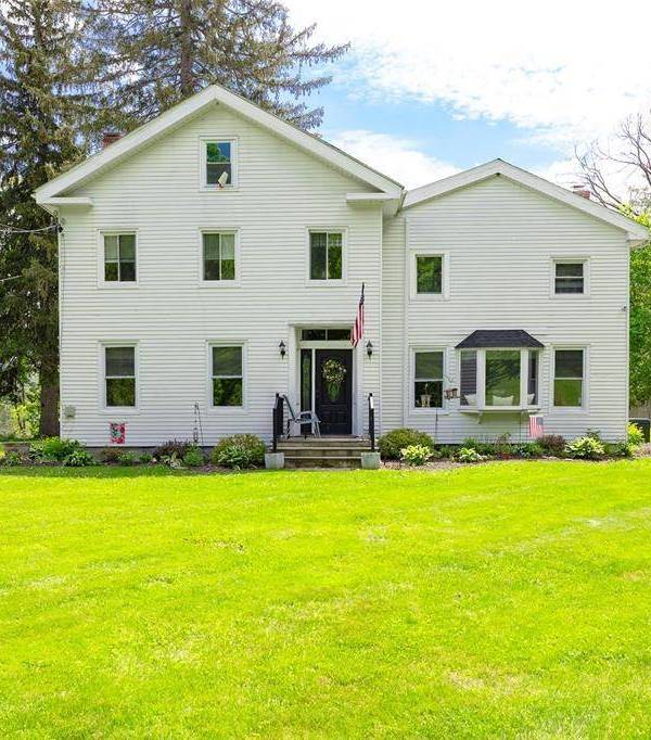 Casa de 7 Dormitorios en Venta en Pine Plains - Nueva York - EE. UU.
